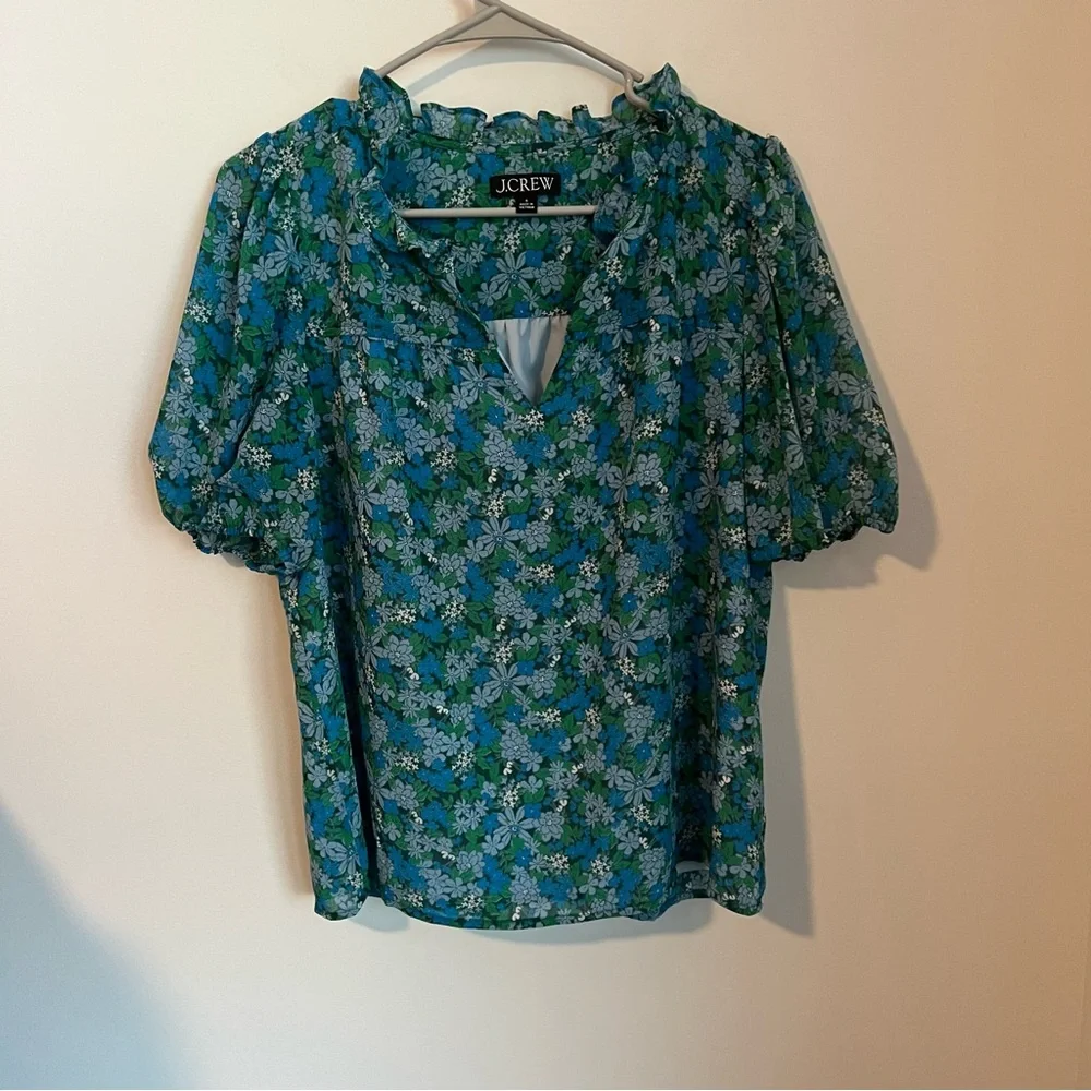 J Crew Ruffle Trim Short Sleeve Top in Hyacinth Fields Floral Print Women's S